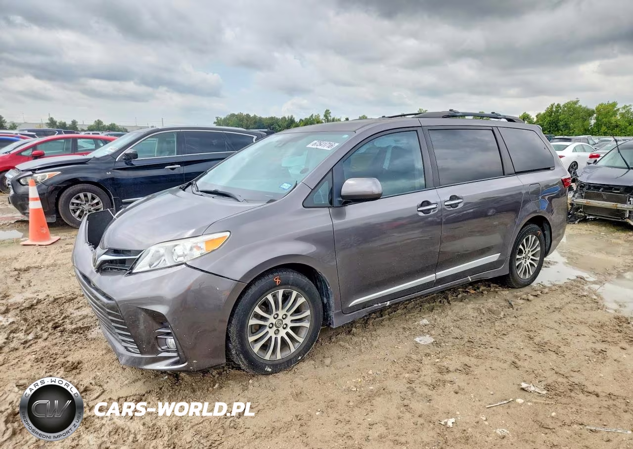 2019 Toyota Sienna Xle 8-Passenger