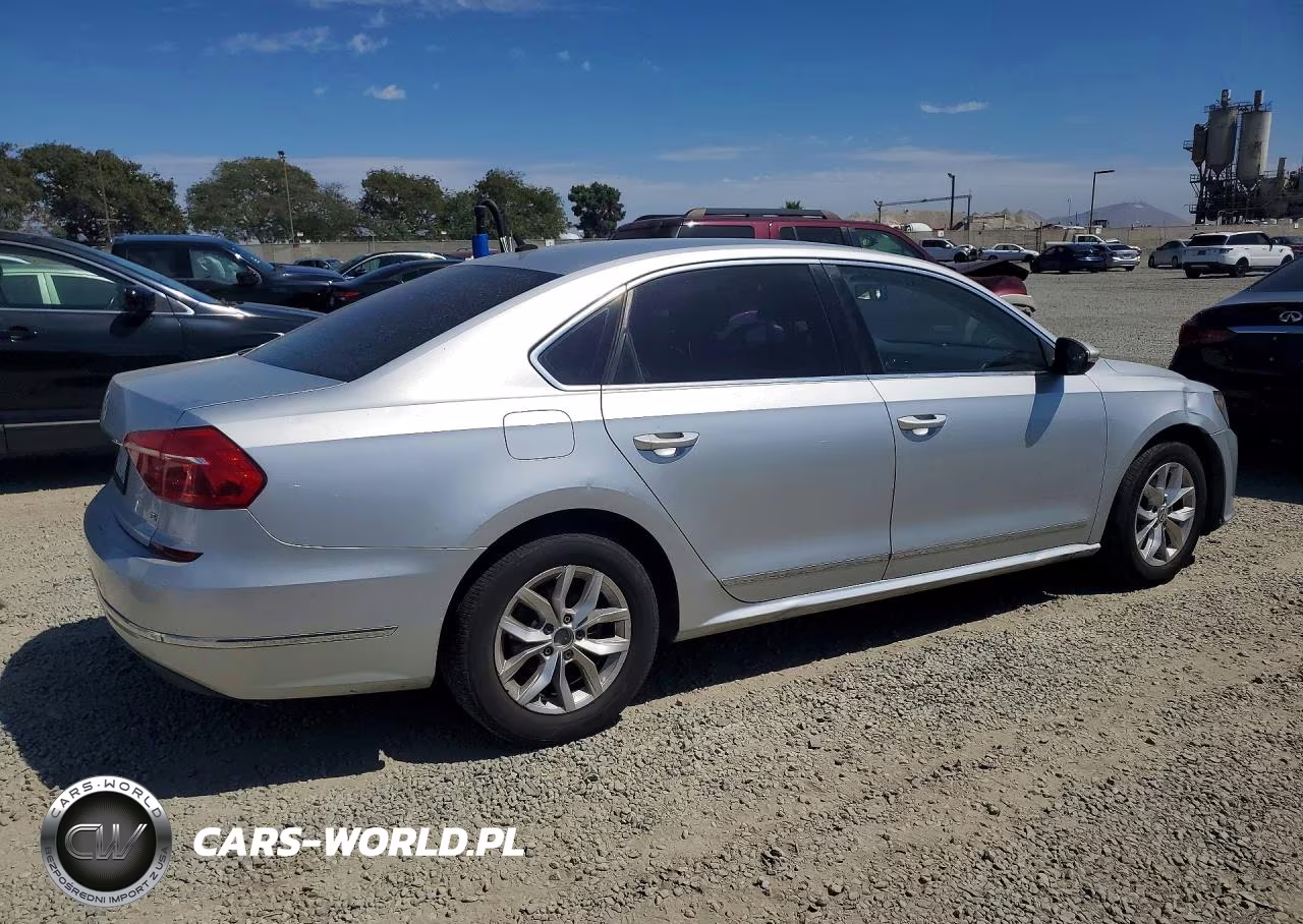 2016 Volkswagen Passat S VIN:1VWAT7A36GC035080 - 3