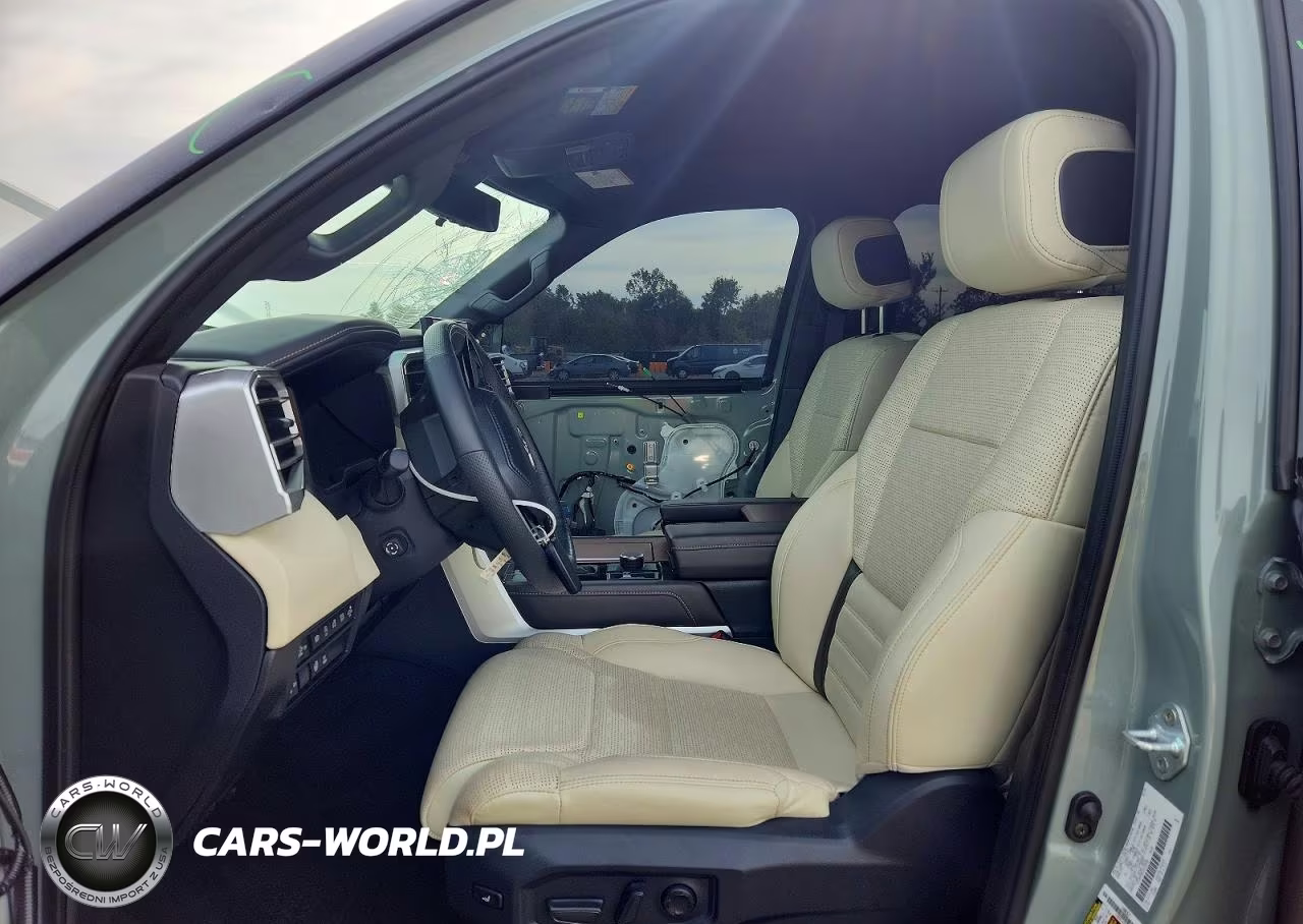 2024 Toyota Tundra 1794 Edition VIN:5TFMA5DB1RX165650 - 7