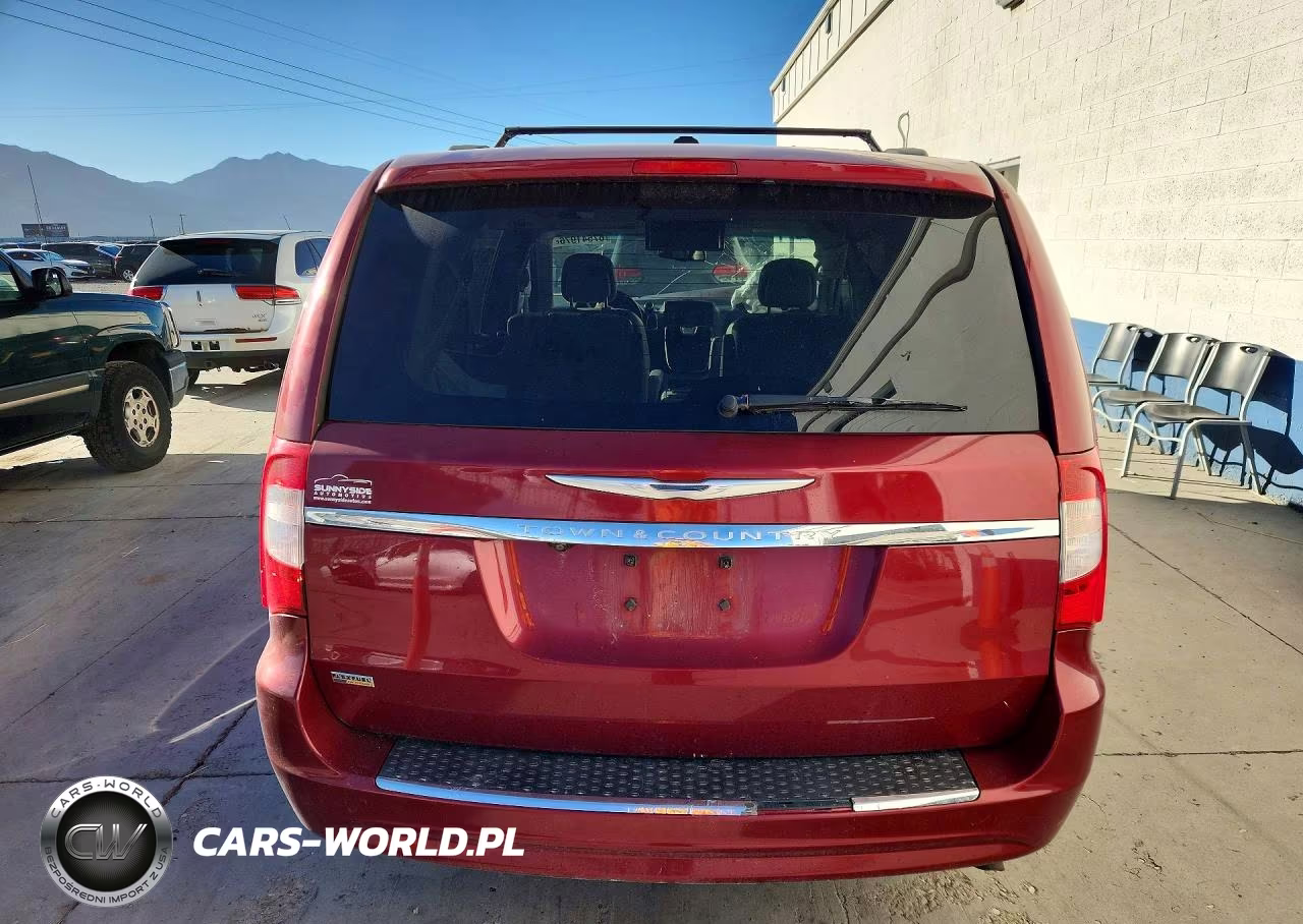 2013 Chrysler Town & Country Touring VIN:2C4RC1BGXDR518689 - 6