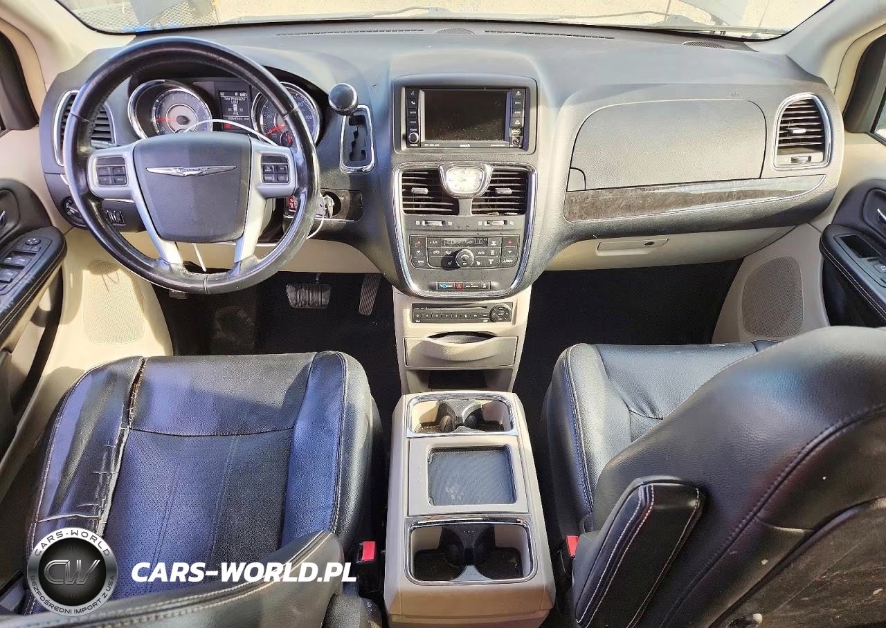 2011 Chrysler Town & Country Touring L VIN:2A4RR8DG8BR796924 - 8