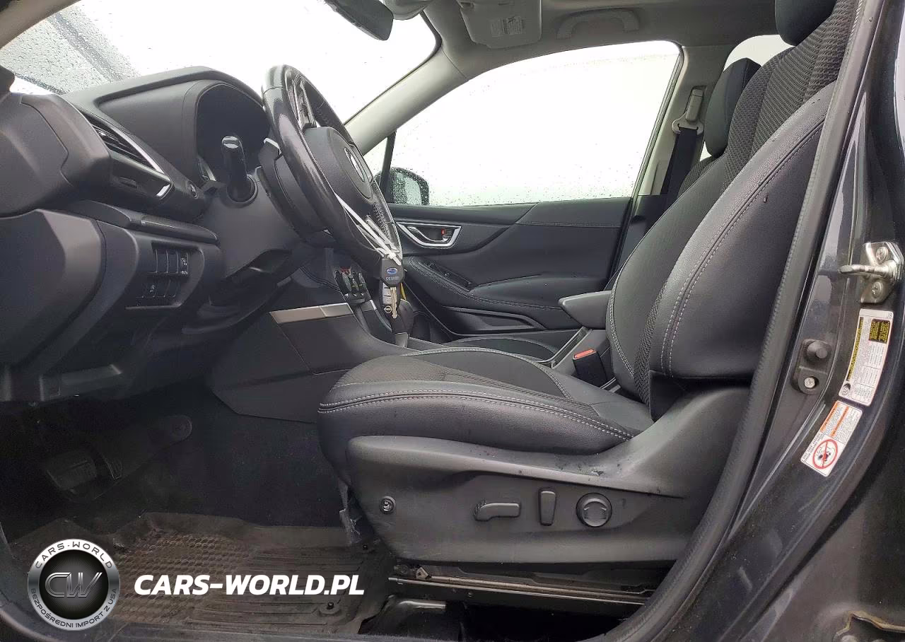 2019 Subaru Forester Premium VIN:JF2SKAECXKH419538 - 7