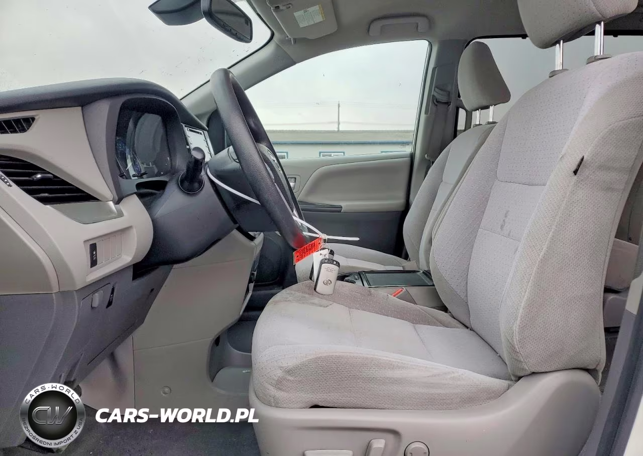 2020 Toyota Sienna Le VIN:5TDJZ3DC4LS248026 - 7