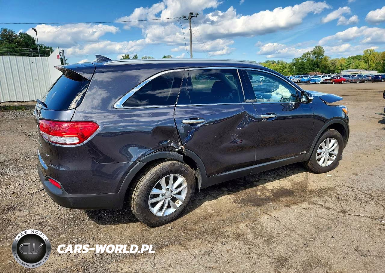 2018 Kia Sorento Lx VIN:5XYPGDA35JG407169 - 3