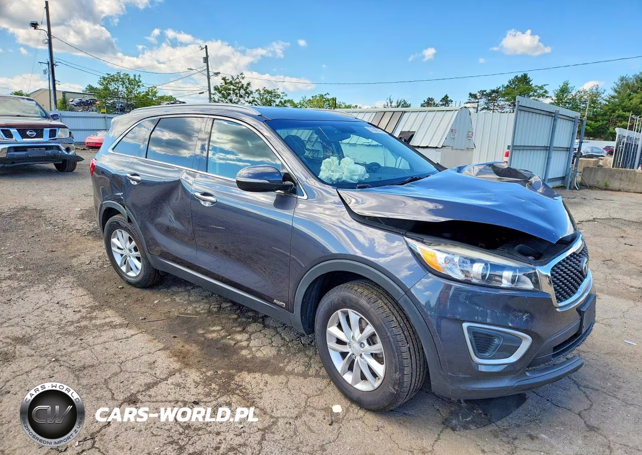 2018 Kia Sorento Lx VIN:5XYPGDA35JG407169 - 4
