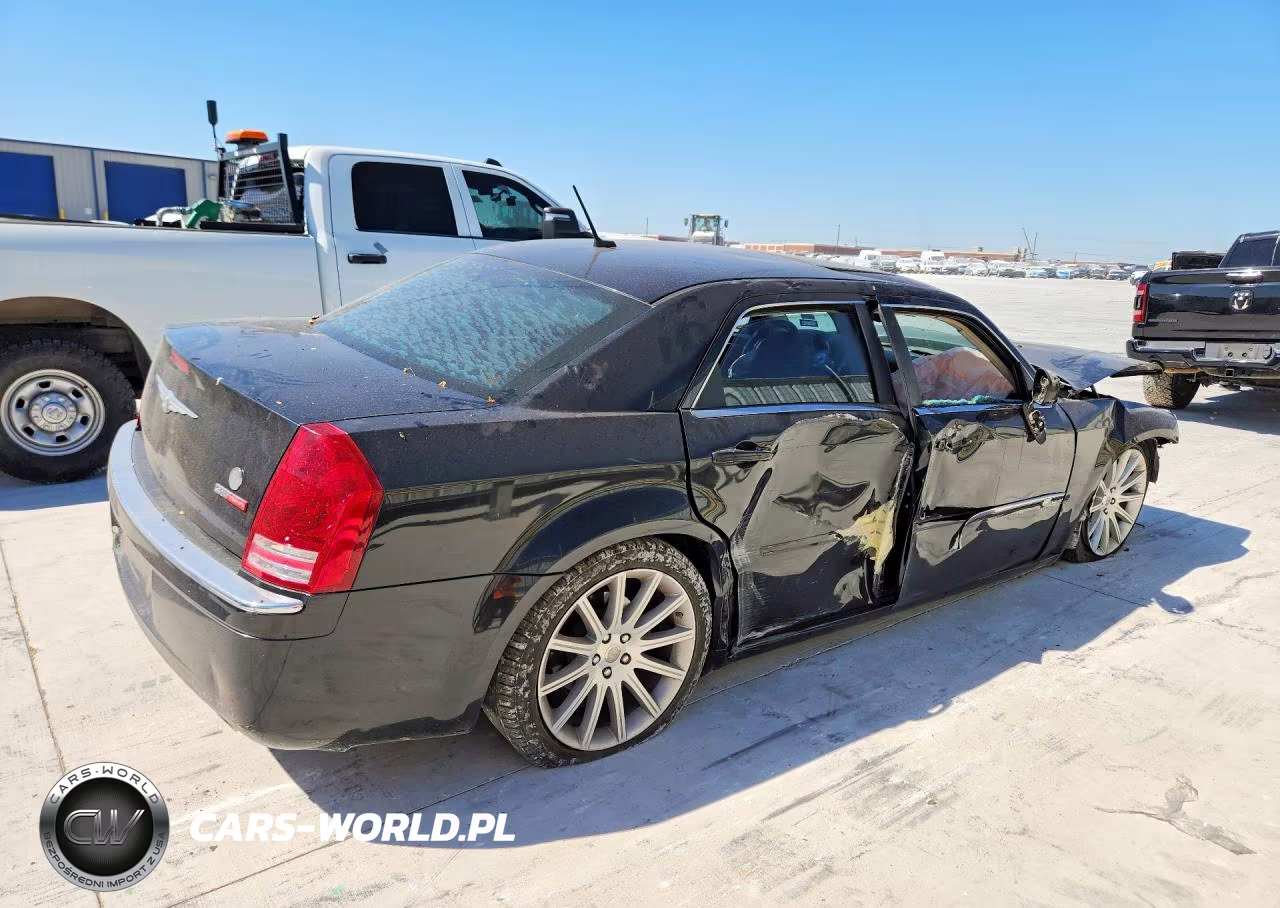 2008 Chrysler 300C VIN:2C3LA63H38H305986 - 3