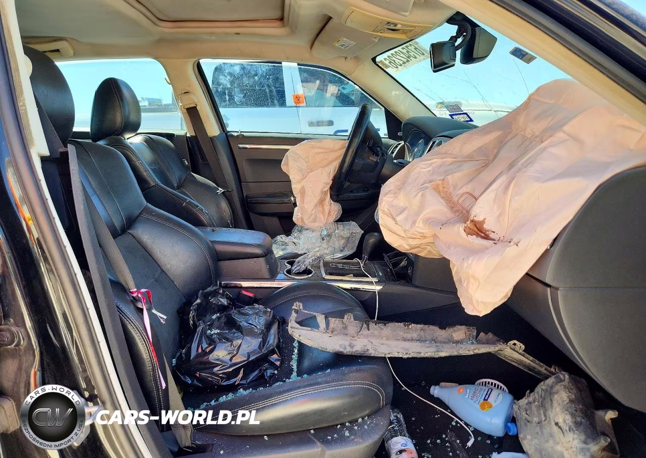 2008 Chrysler 300C VIN:2C3LA63H38H305986 - 7