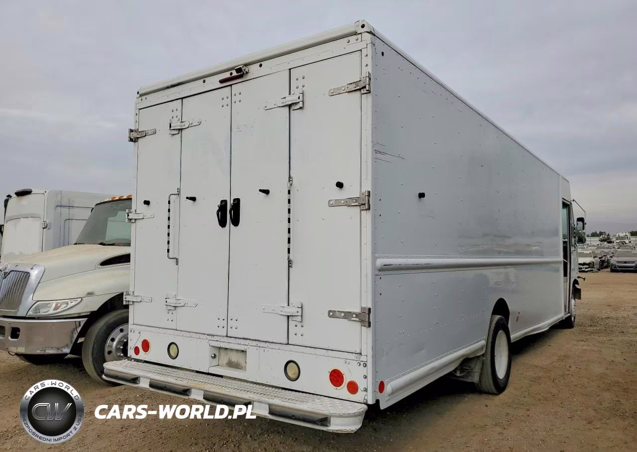 2013 Ford F59 Delivery Truck VIN:1F66F5KYXD0A04266 - 3