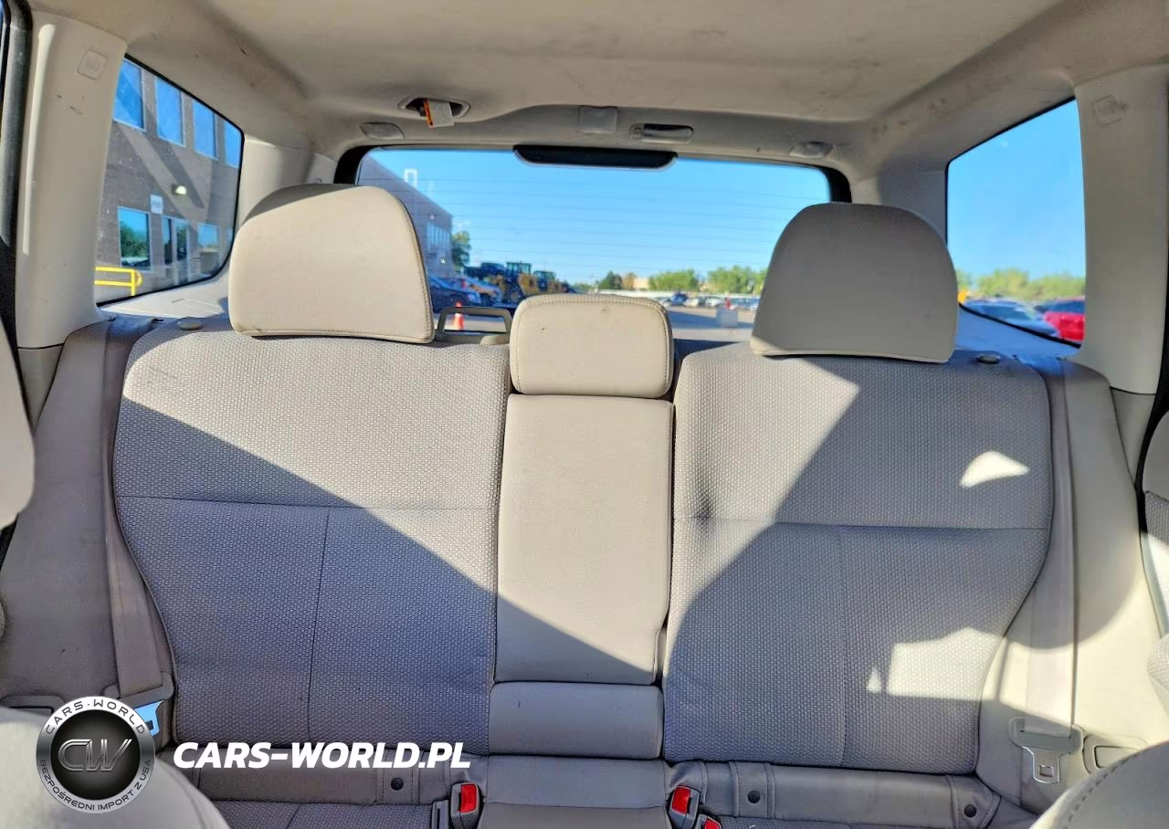 2011 Subaru Forester 2.5X Premium VIN:JF2SHADC4BH704137 - 10