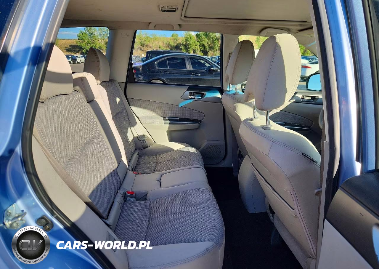 2011 Subaru Forester 2.5X Premium VIN:JF2SHADC4BH704137 - 11