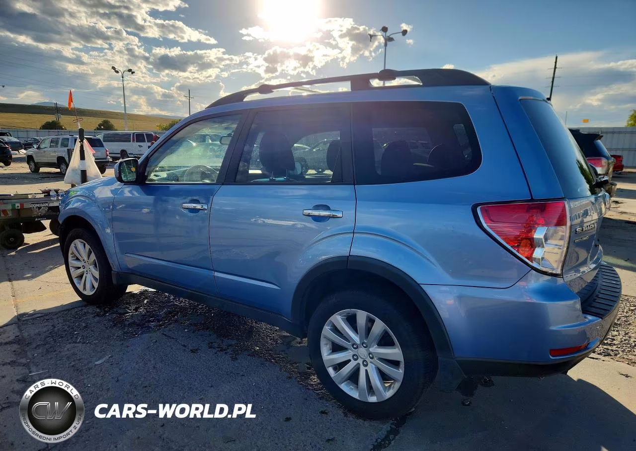 2011 Subaru Forester 2.5X Premium VIN:JF2SHADC4BH704137 - 2