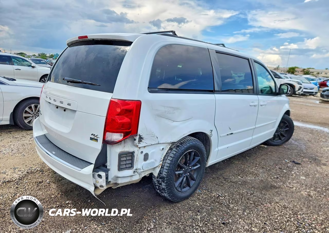 2016 Dodge Grand Caravan R-T VIN:2C4RDGEG0GR250056 - 3