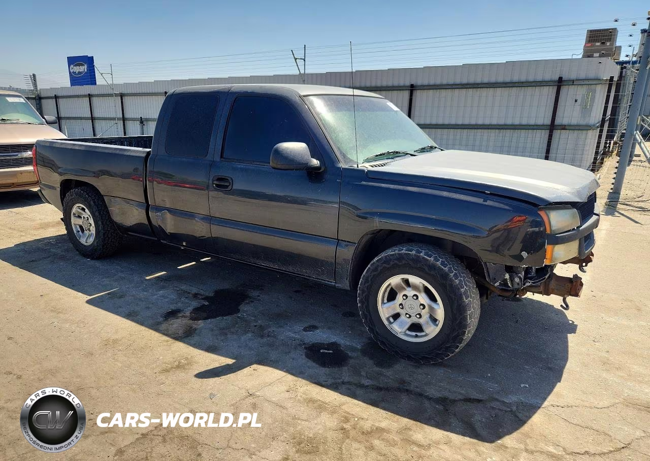 2003 Chevrolet Silverado C1500 VIN:2GCEC19V631315850 - 4