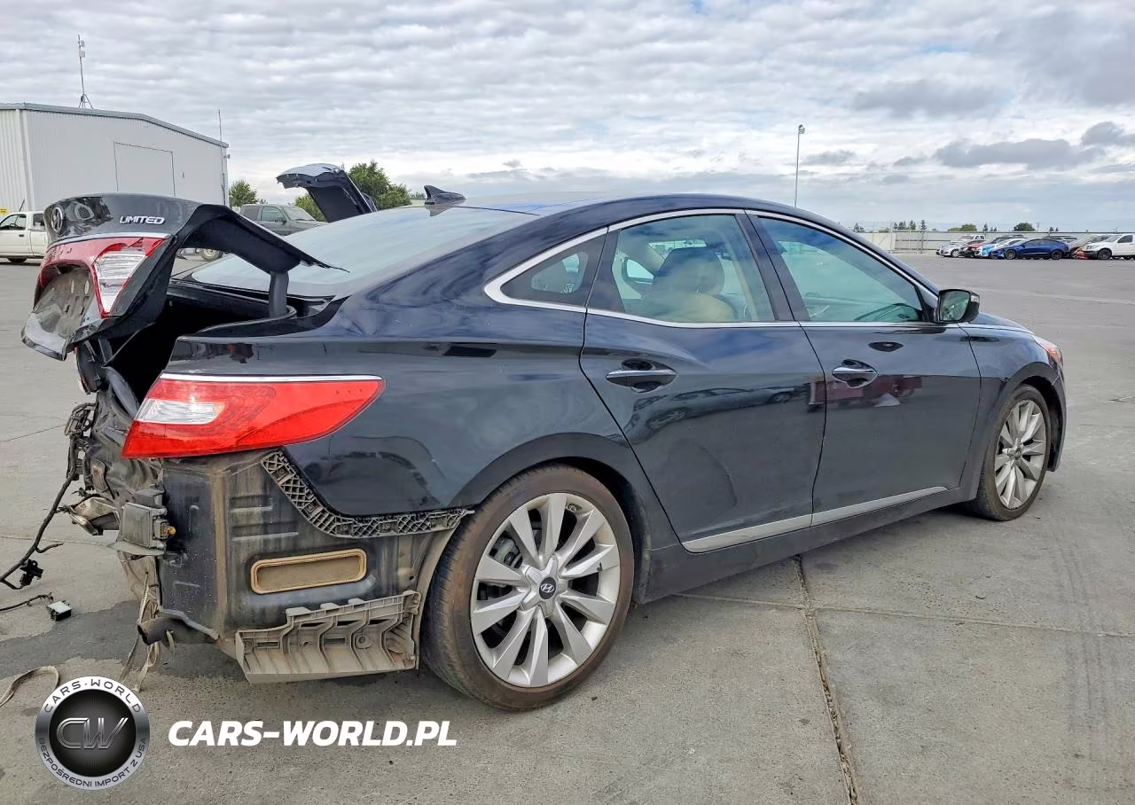 2017 Hyundai Azera Limited VIN:KMHFH4JG7HA590110 - 3