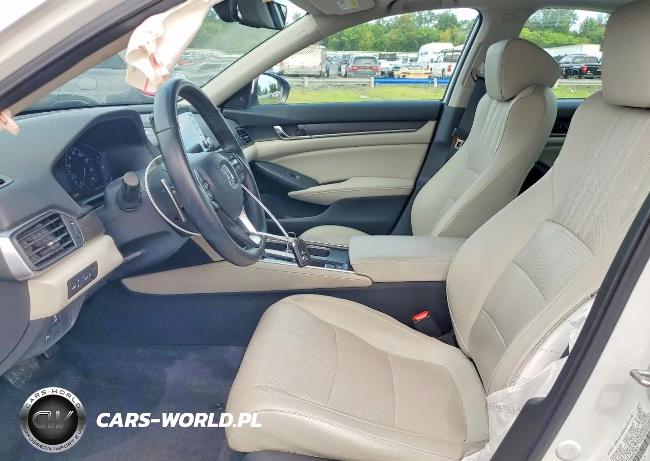 2018 Honda Accord Touring VIN:1HGCV1F94JA034322 - 7