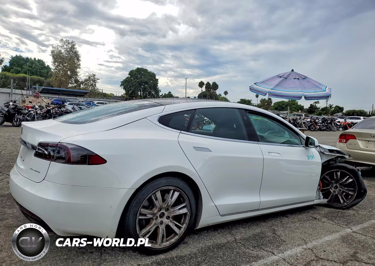2021 Tesla Model S VIN:5YJSA1E2XMF423715 - 3