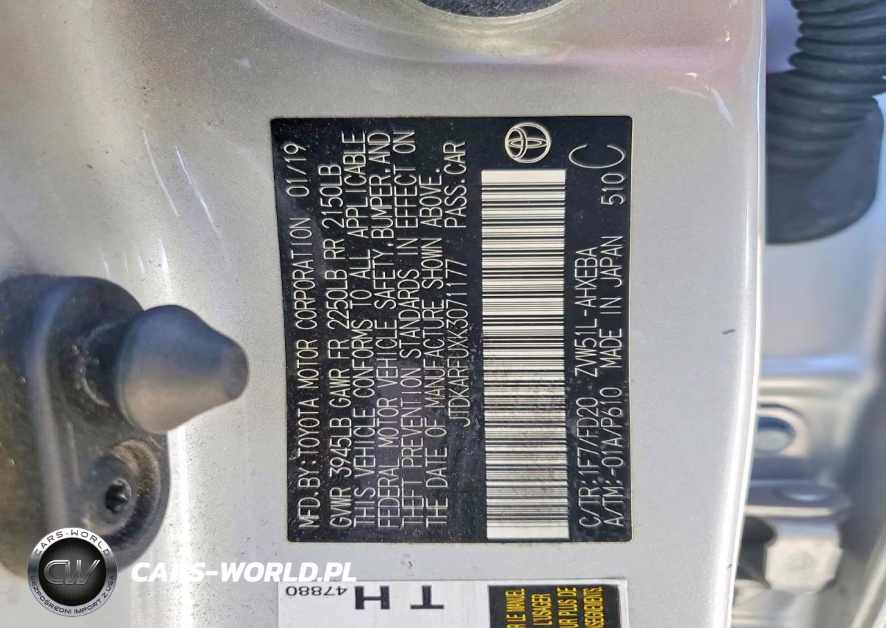 2019 Toyota Prius Le VIN:JTDKARFUXK3071177 - 13