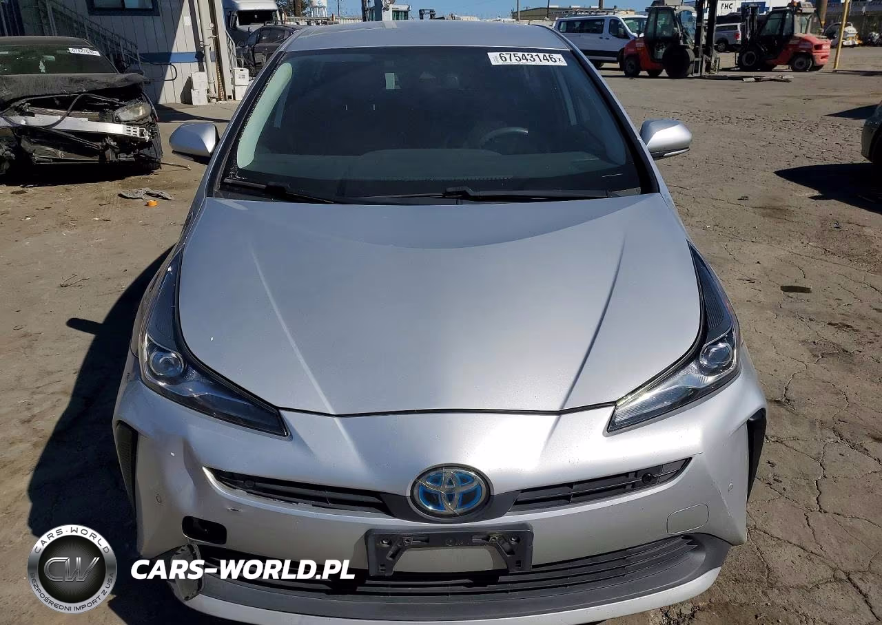 2019 Toyota Prius Le VIN:JTDKARFUXK3071177 - 5