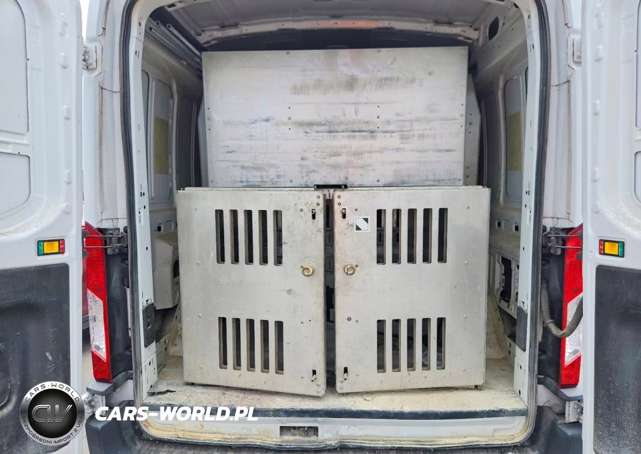 2018 Ford Transit T-350 VIN:1FTBW2CM0JKB35549 - 10
