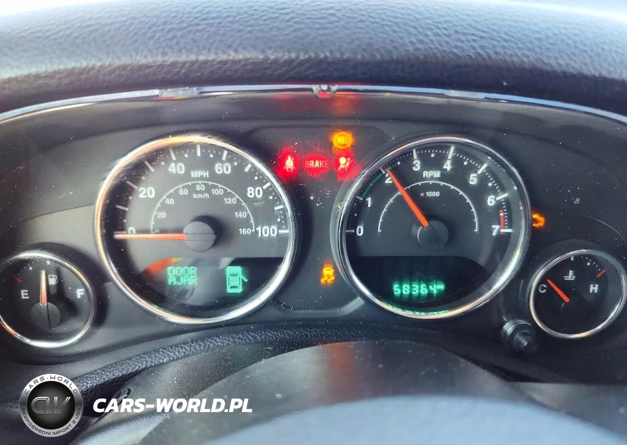 2016 Jeep Wrangler Sport VIN:1C4AJWAG7GL168341 - 9