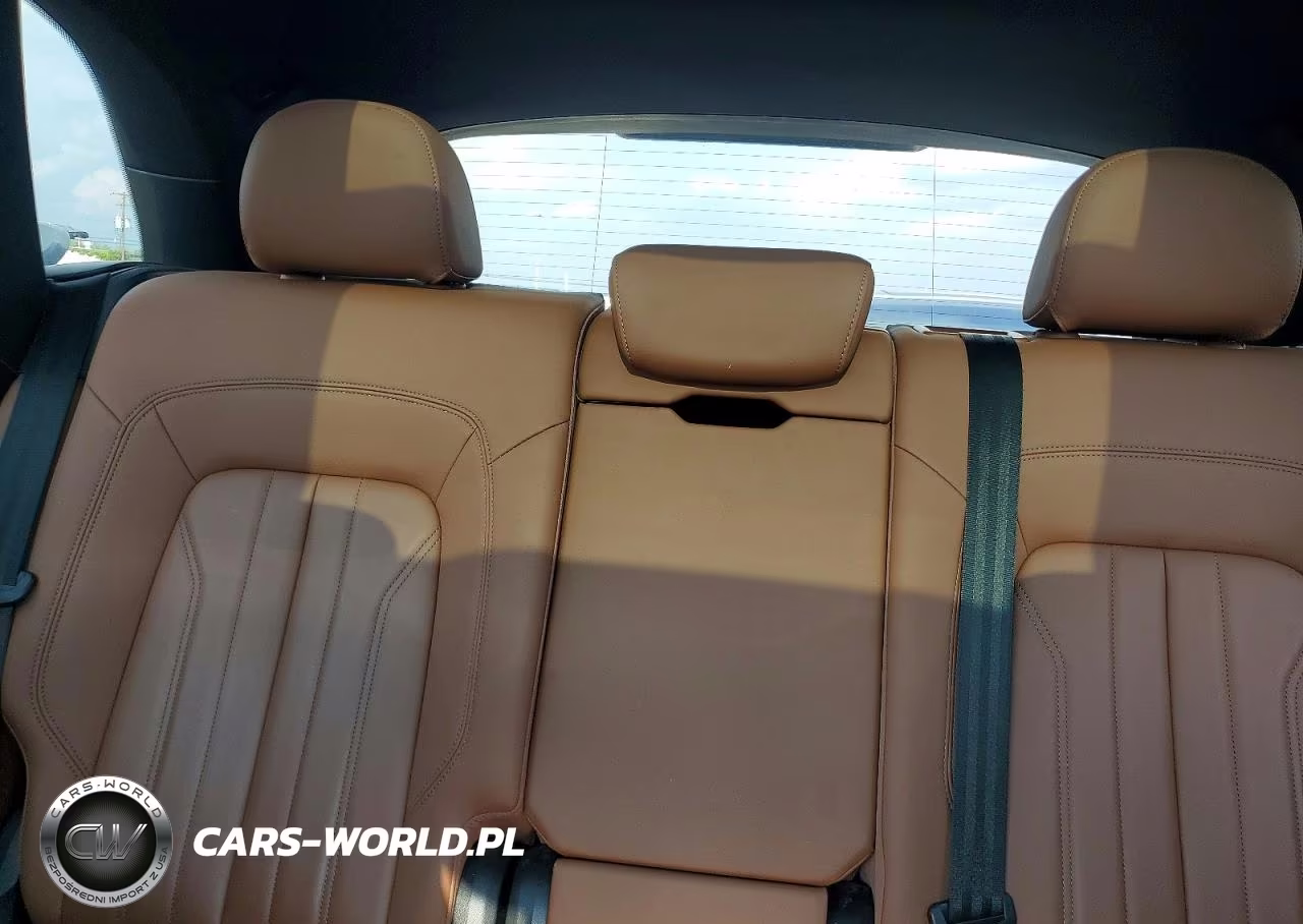 2021 Audi Q5 Premium Plus VIN:WA1BAAFY7M2070026 - 10
