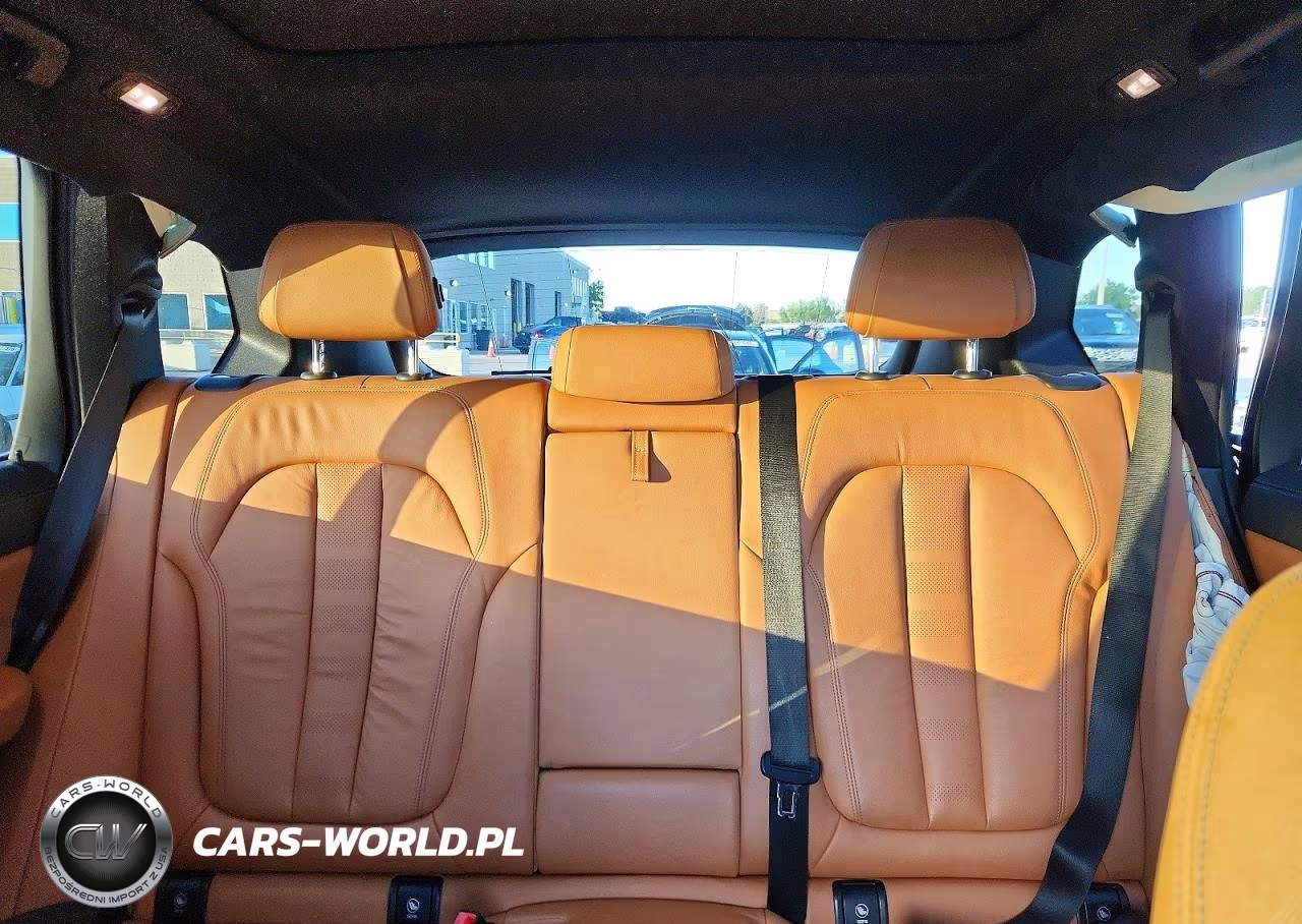 2019 BMW X5 xDrive40I VIN:5UXCR6C50KLL12400 - 10