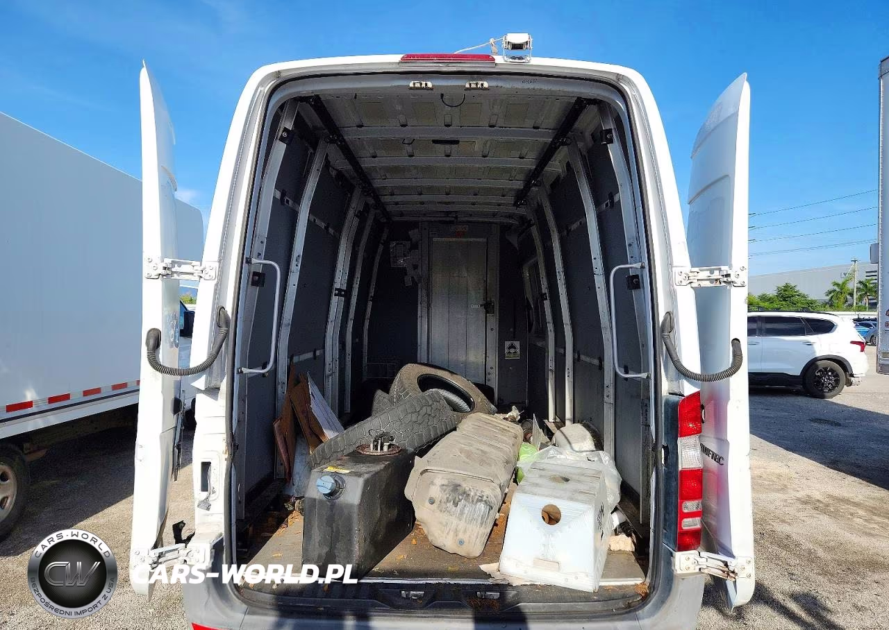 2011 Mercedes-Benz Sprinter 2500 High Roof VIN:WD3PE8CB1B5591841 - 10
