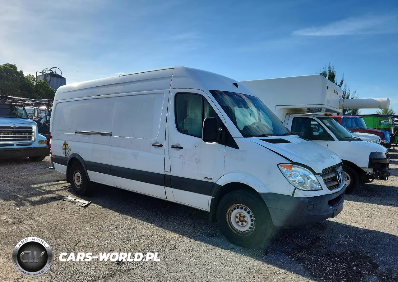 2011 Mercedes-Benz Sprinter 2500 High Roof VIN:WD3PE8CB1B5591841 - 4
