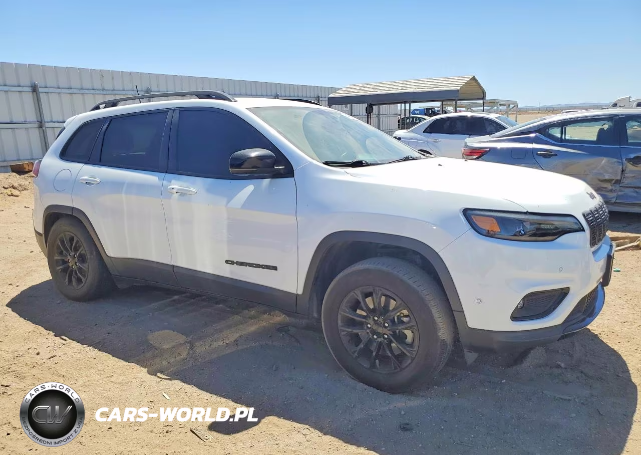 2023 Jeep Cherokee Altitude Lux VIN:1C4PJMMB5PD115436 - 4