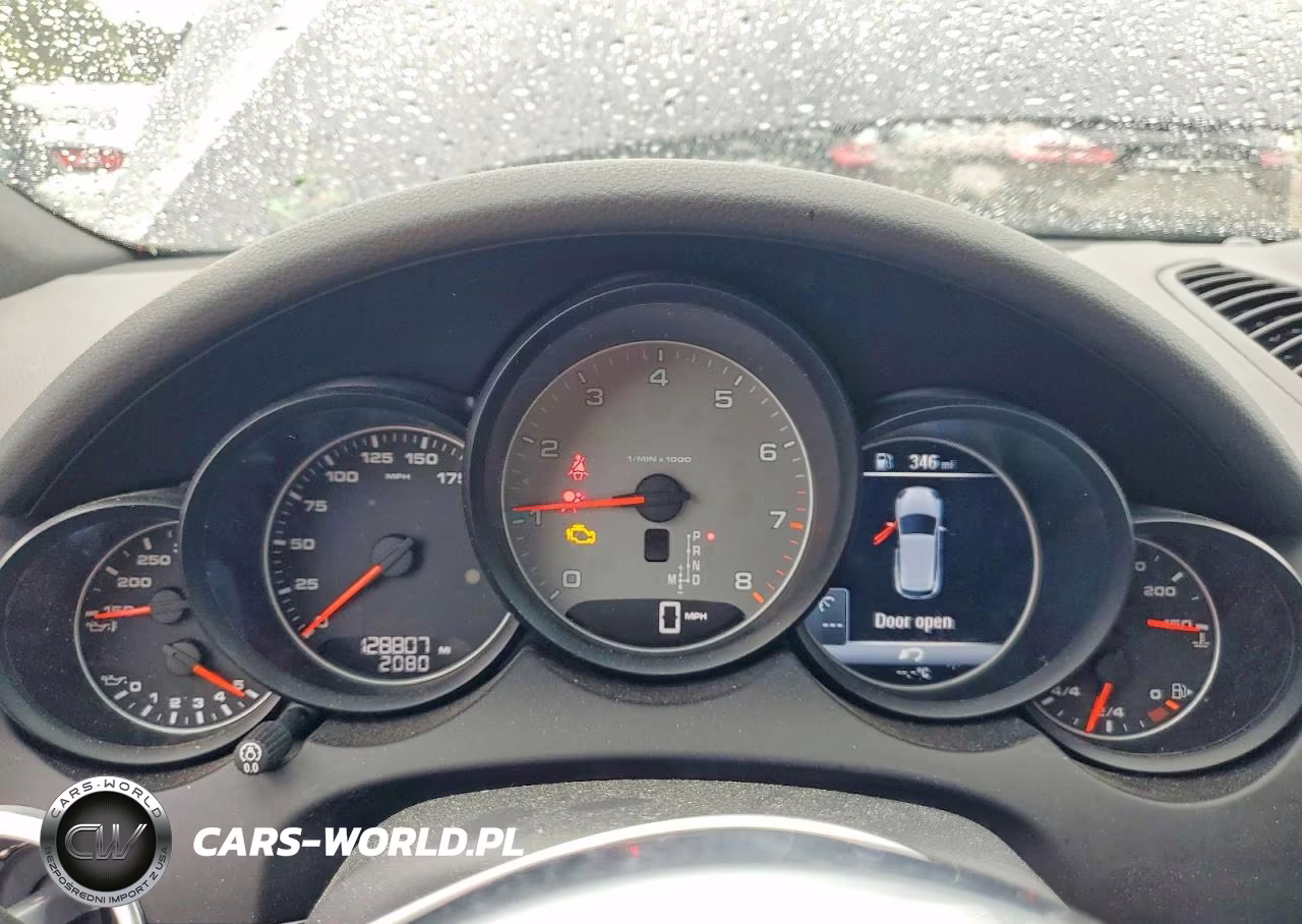 2018 Porsche Cayenne S VIN:WP1AB2A29JLA60447 - 9