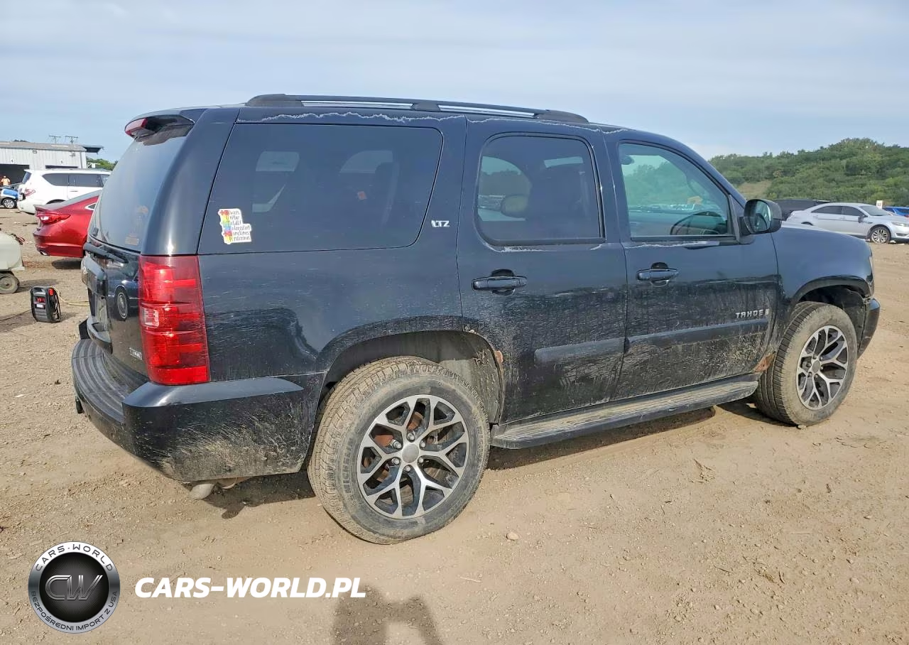2007 Chevrolet Tahoe K1500 VIN:1GNFK13077J214291 - 3