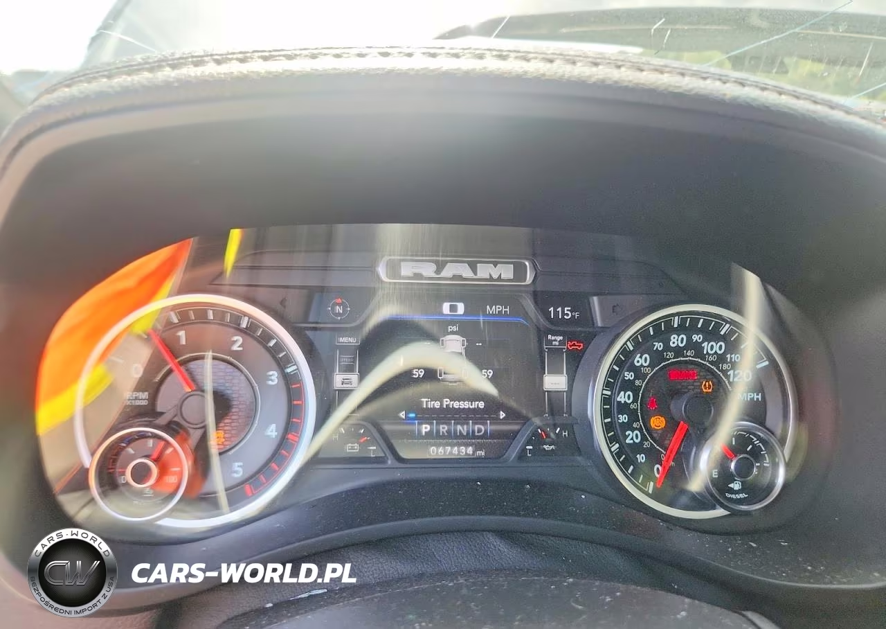 2022 Ram 2500 Laramie VIN:3C6UR5FL7NG337877 - 9