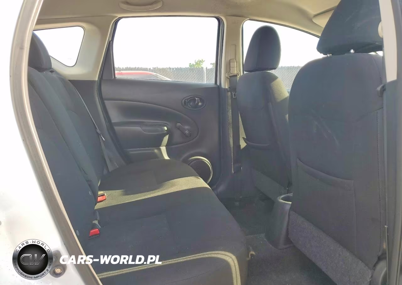 2015 Nissan Versa Note S Plus VIN:3N1CE2CP4FL362706 - 11