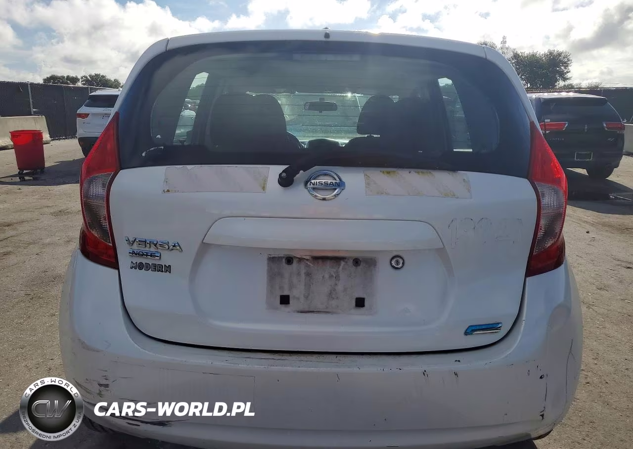 2015 Nissan Versa Note S Plus VIN:3N1CE2CP4FL362706 - 6