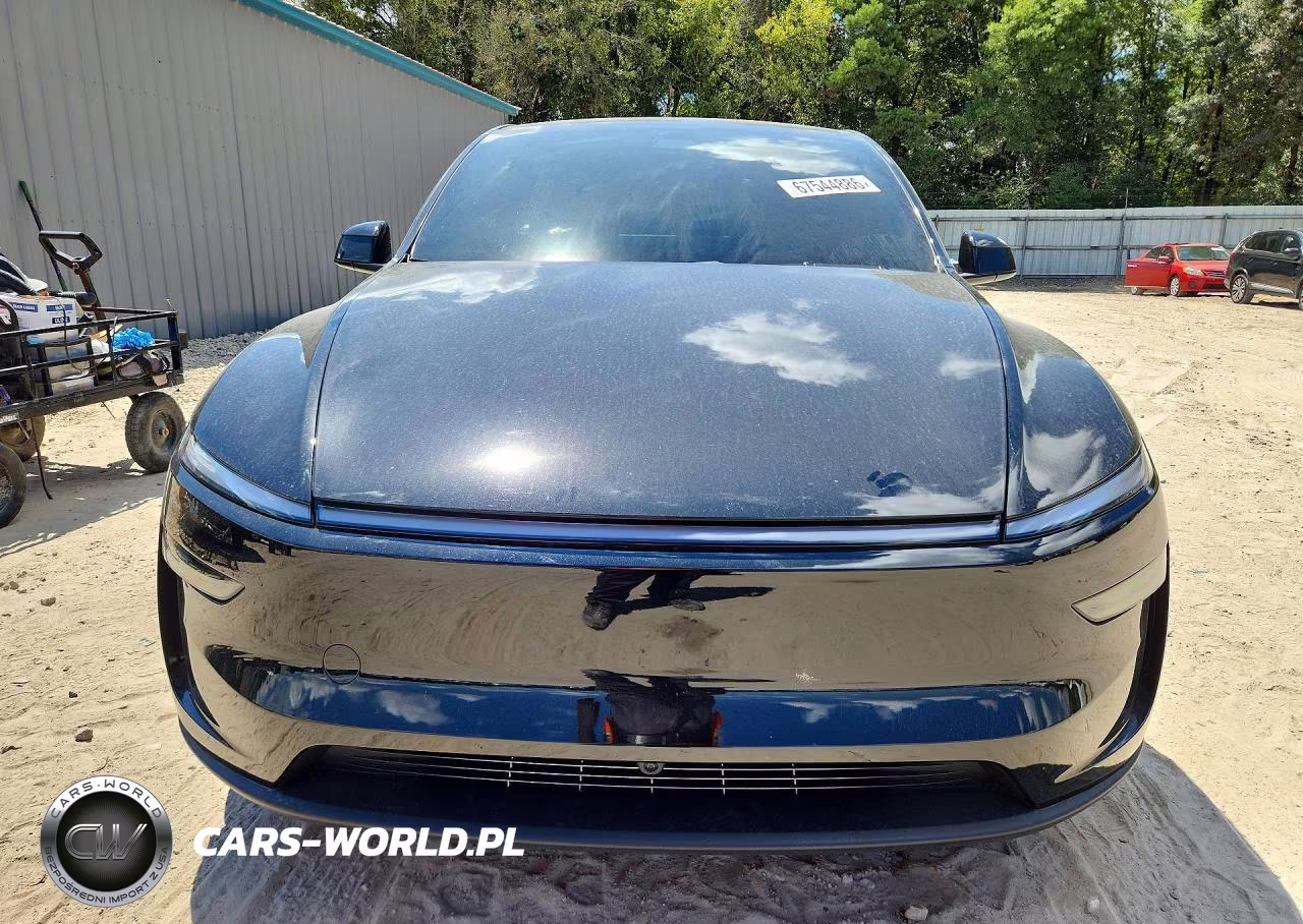 2026 Tesla Model Y VIN:7SAYGDEE2TA678216 - 5