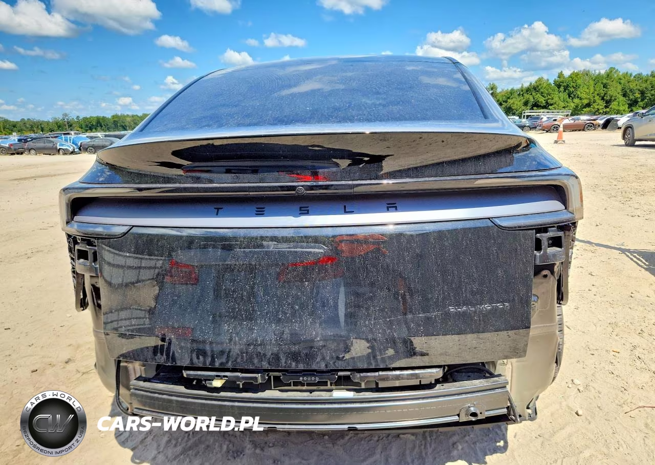 2026 Tesla Model Y VIN:7SAYGDEE2TA678216 - 6