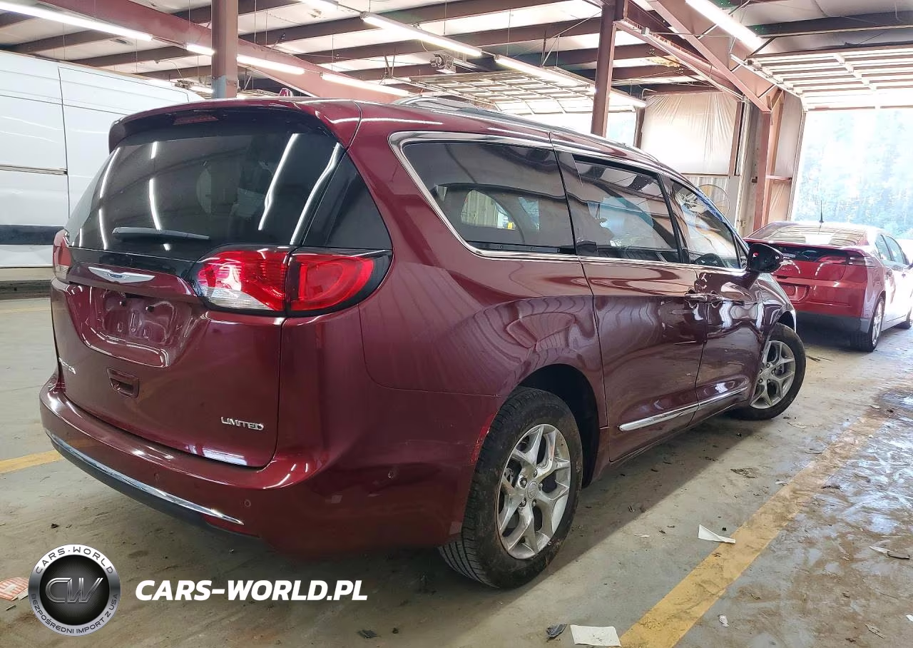 2017 Chrysler Pacifica Limited VIN:2C4RC1GG7HR798229 - 3