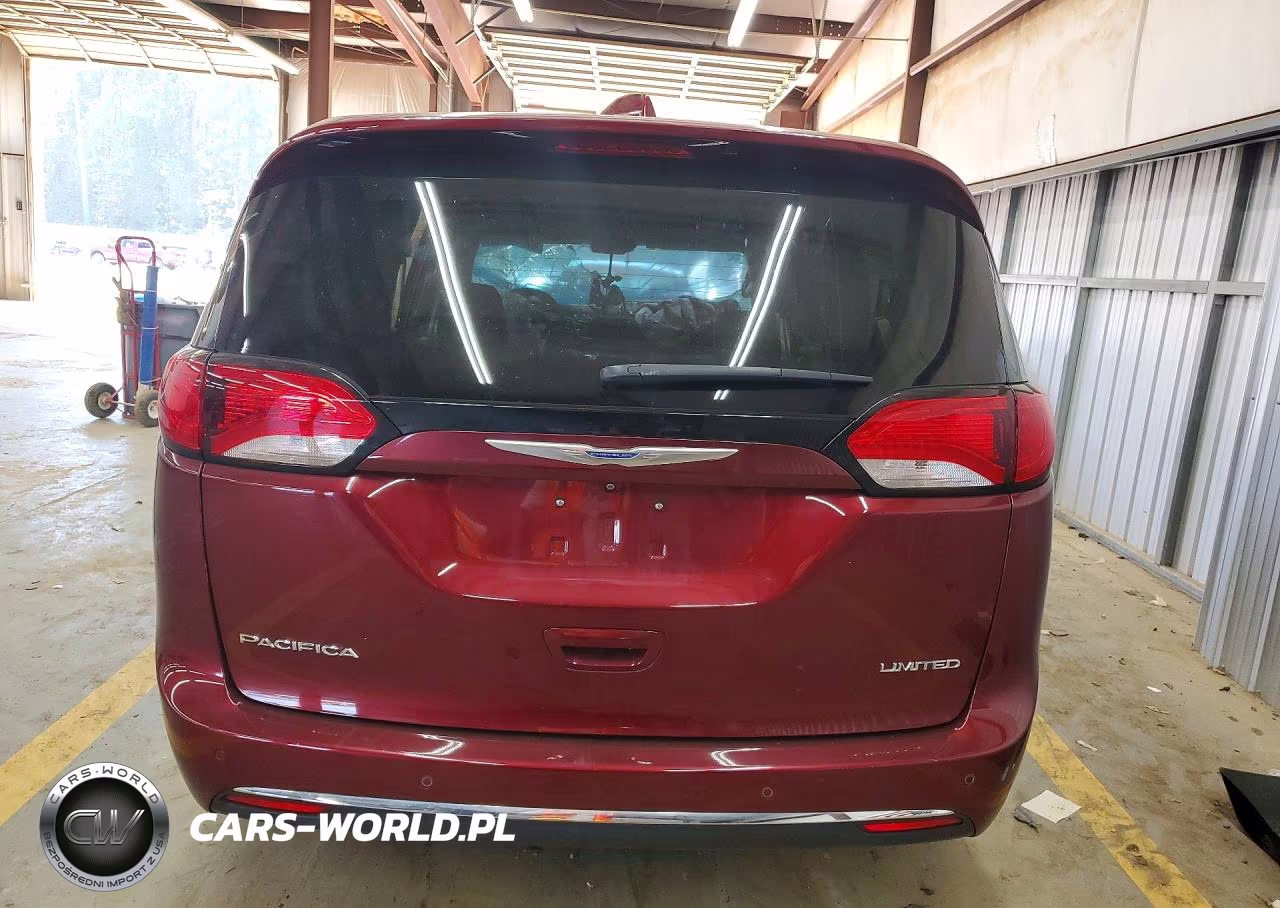 2017 Chrysler Pacifica Limited VIN:2C4RC1GG7HR798229 - 6