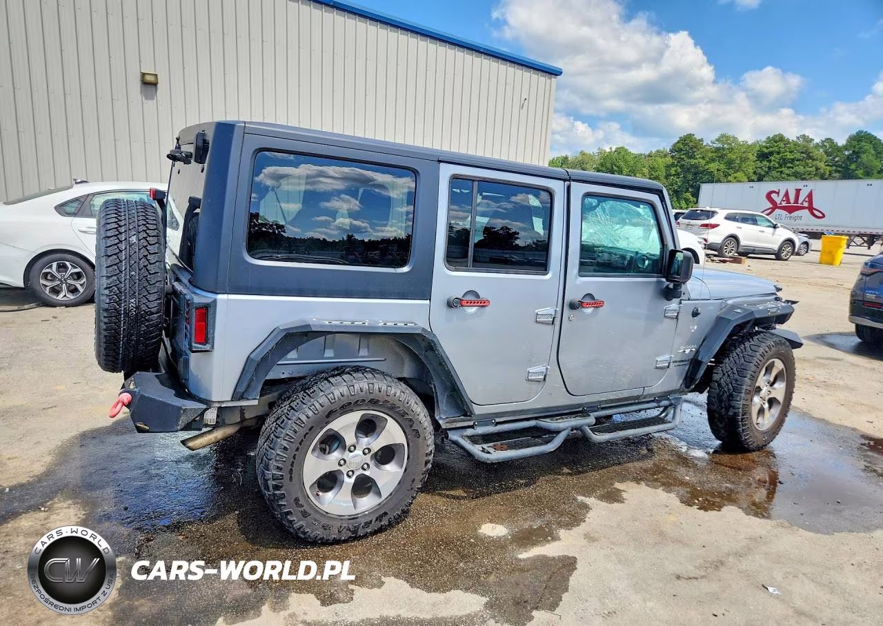 2018 Jeep Wrangler Unlimited Sahara VIN:1C4BJWEG0JL842545 - 3