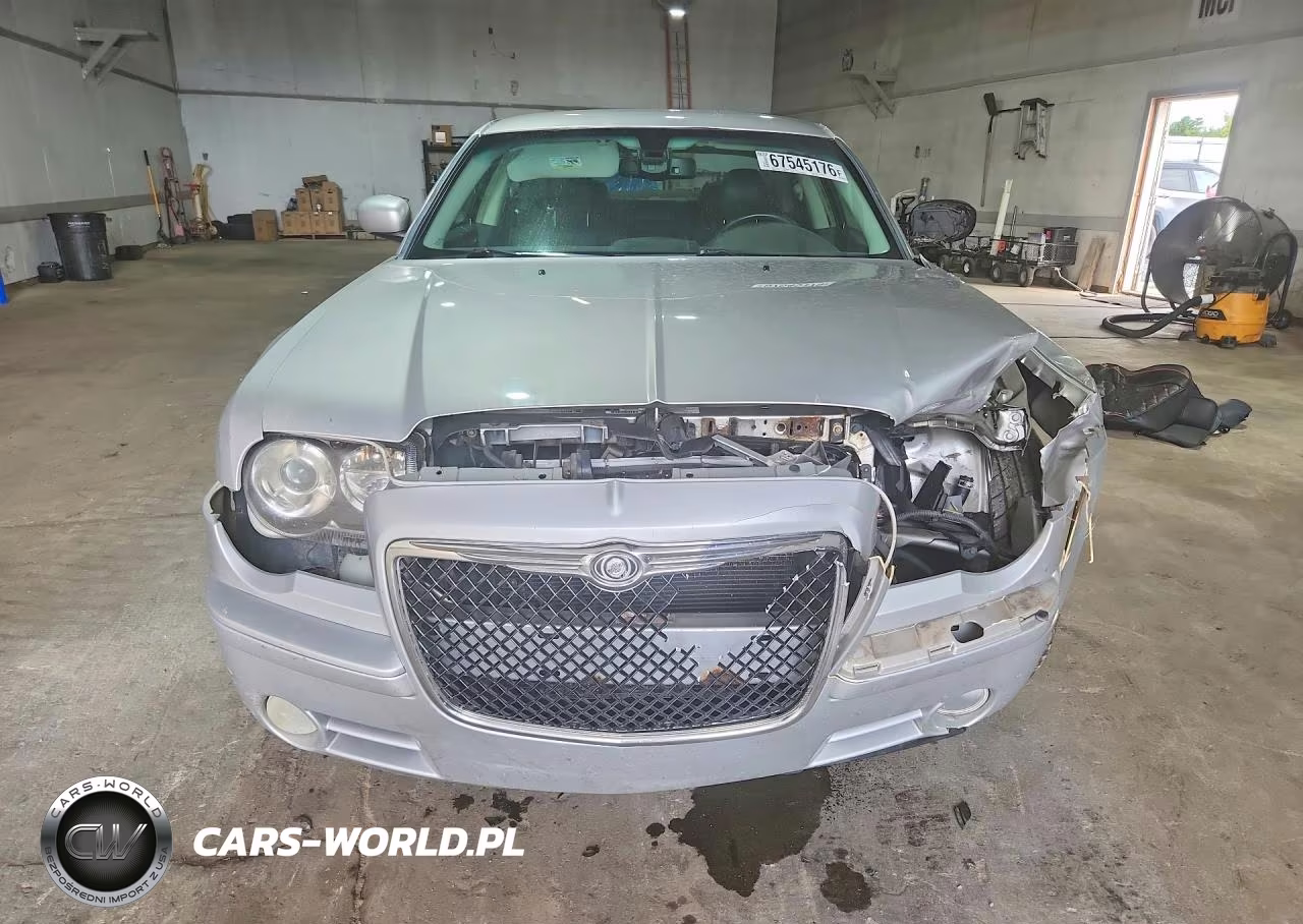2010 Chrysler 300 S VIN:2C3CA9CT4AH273125 - 5