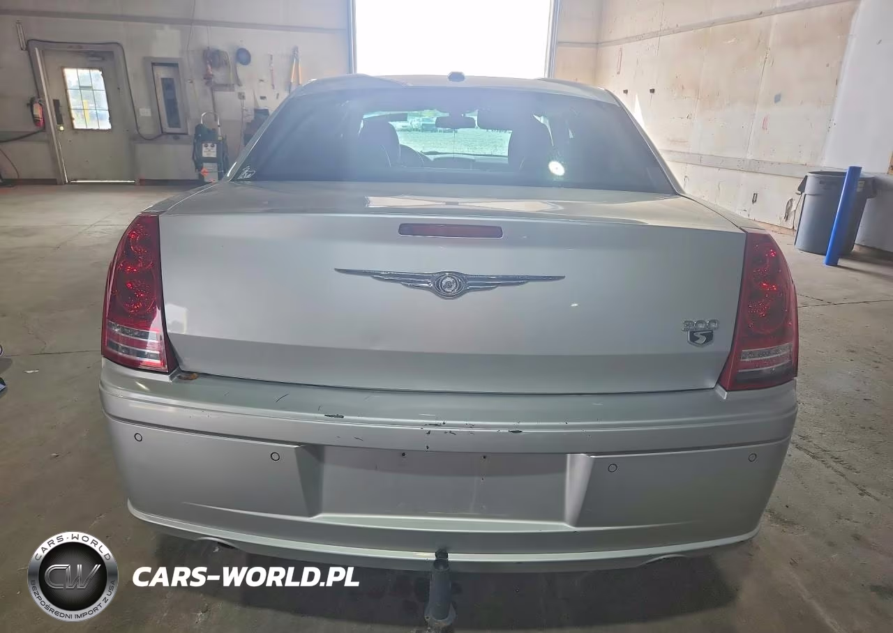 2010 Chrysler 300 S VIN:2C3CA9CT4AH273125 - 6