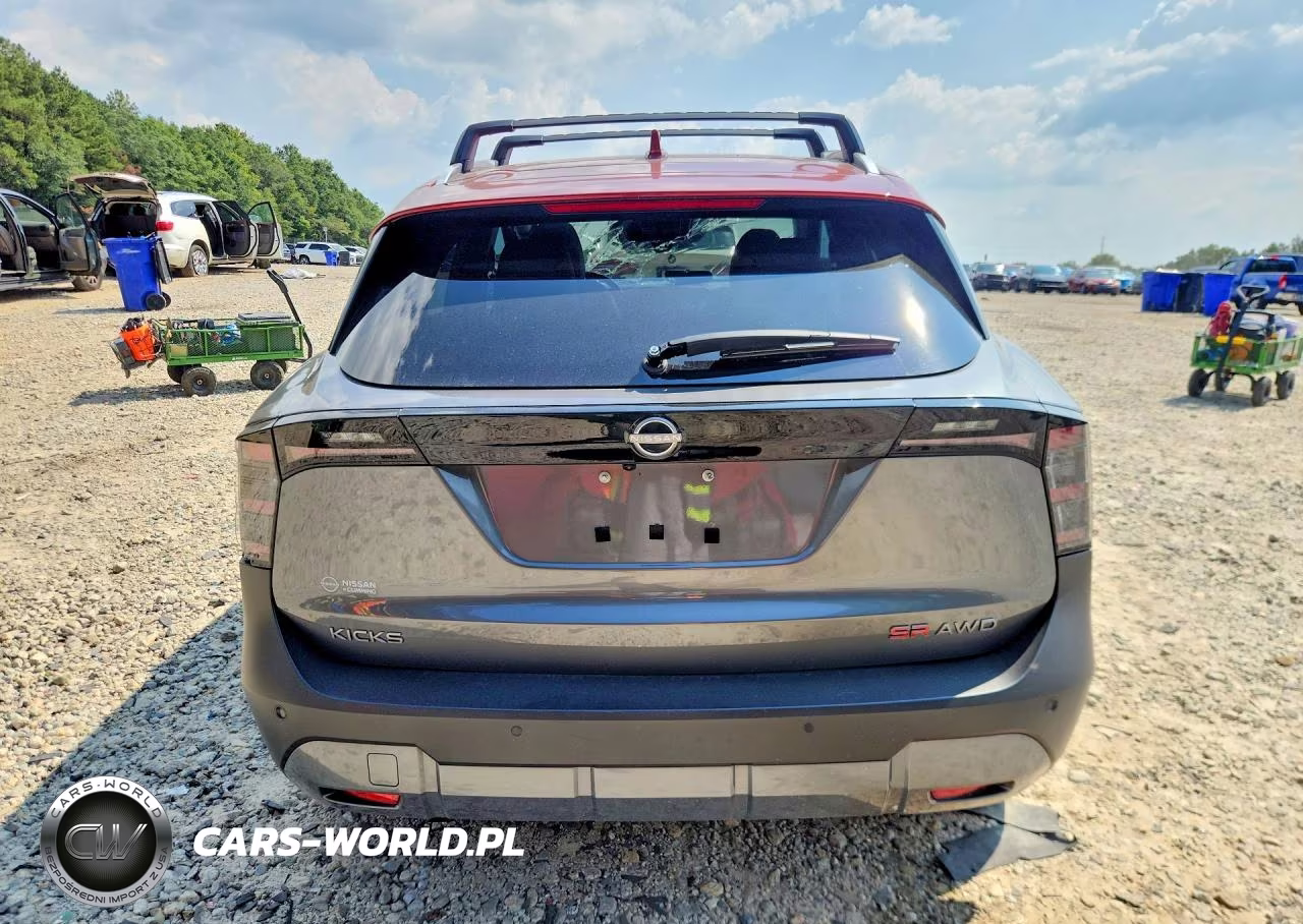 2025 Nissan Kicks Sr VIN:3N8AP6DBXSL403122 - 6
