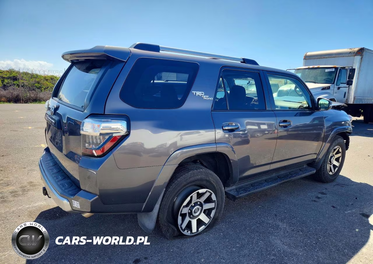 2017 Toyota 4Runner Sr5 VIN:JTEBU5JR2H5439668 - 3
