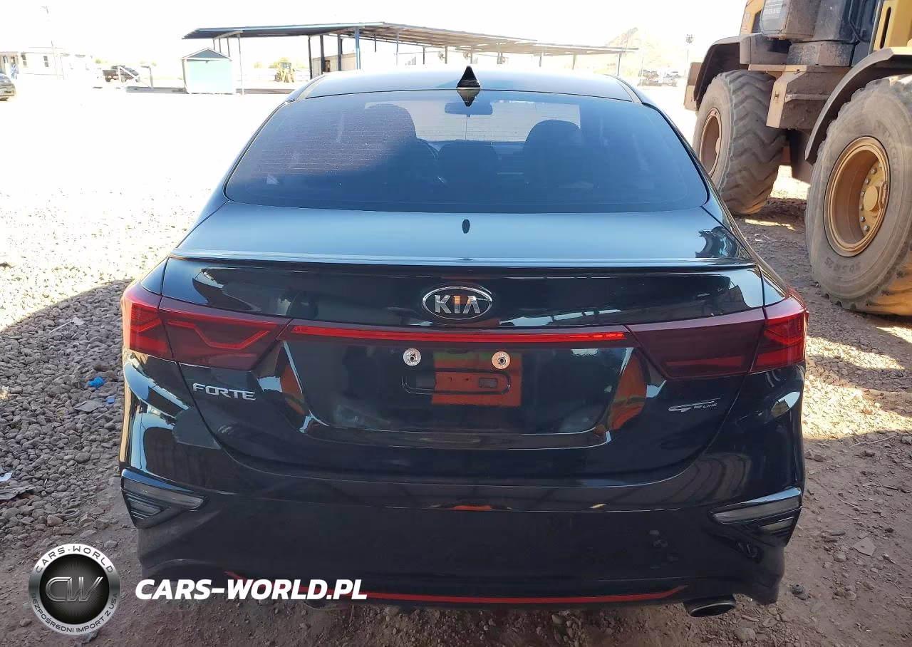 2021 Kia Forte Gt Line VIN:3KPF34AD6ME276903 - 6