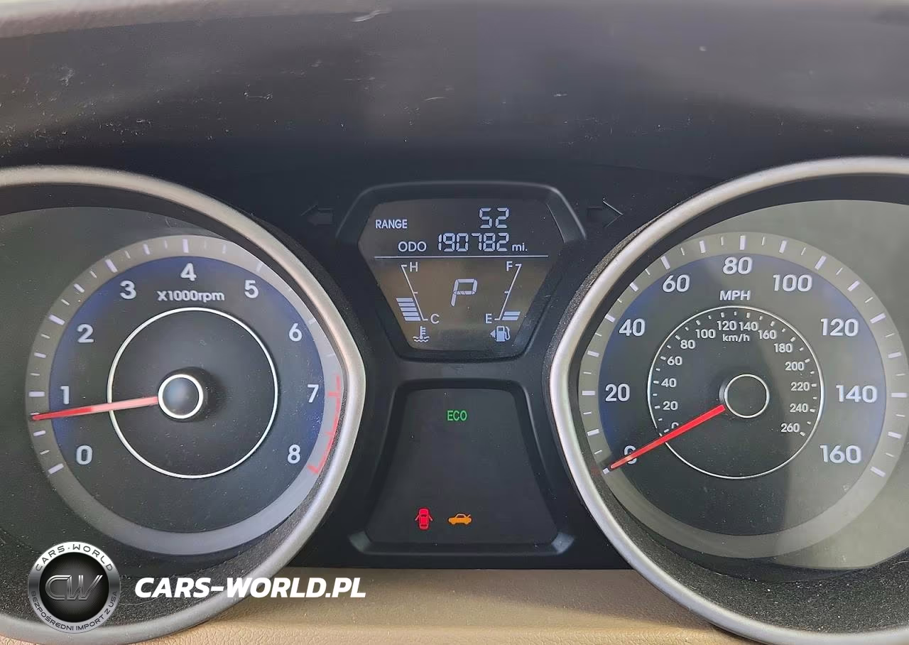 2013 Hyundai Elantra Limited VIN:KMHDH4AE2DU865817 - 9
