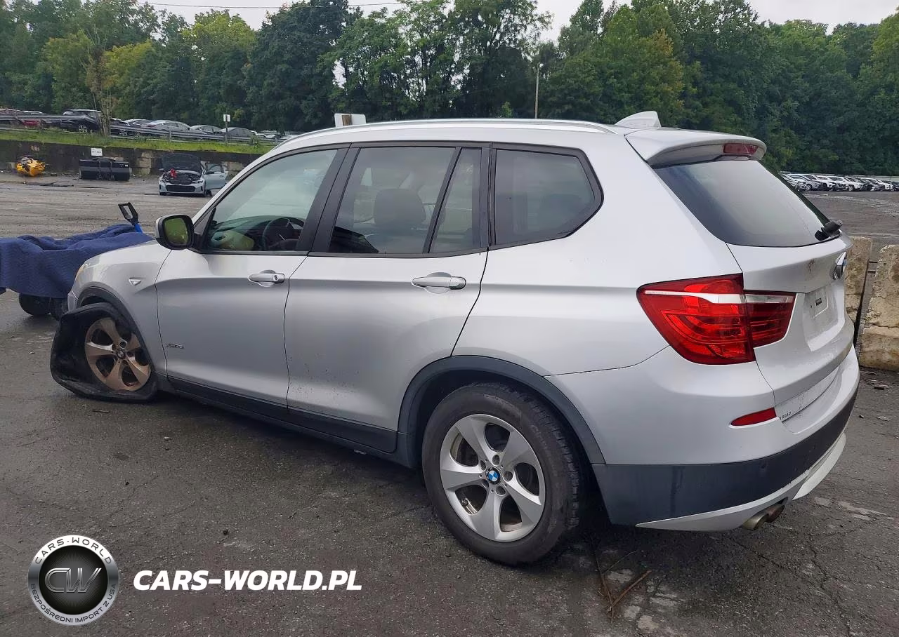 2011 BMW X3 xDrive28I VIN:5UXWX5C5XBL701929 - 2
