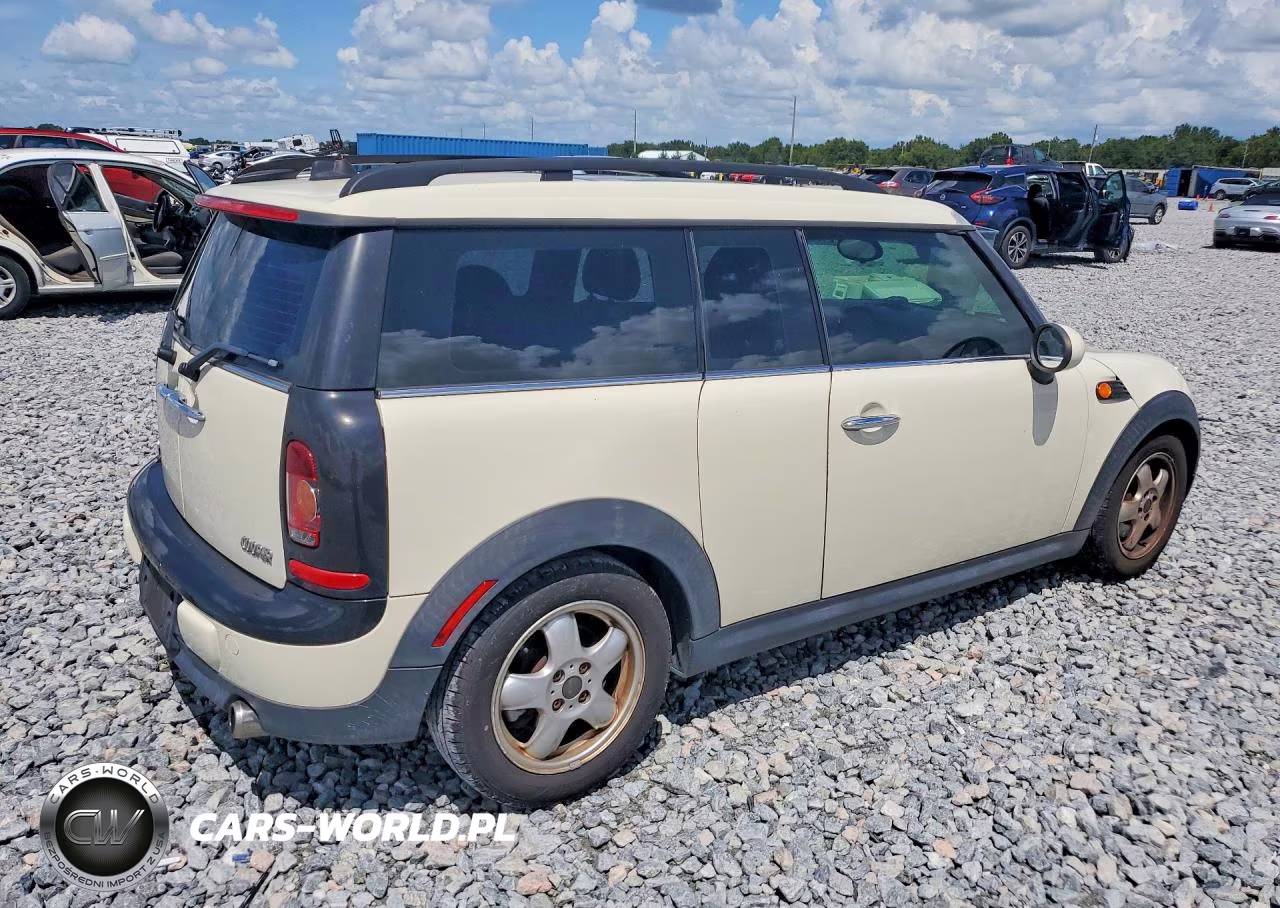 2009 Mini Cooper Clubman VIN:WMWML33599TX33948 - 3