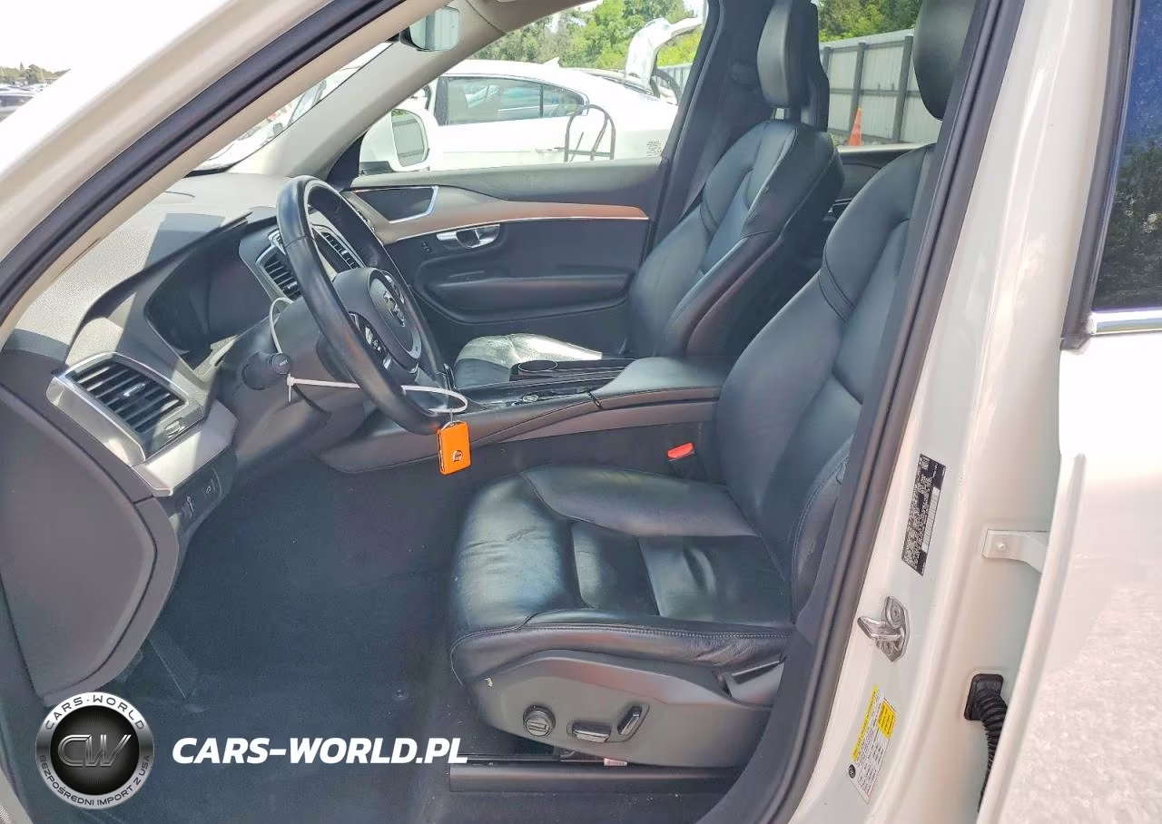 2021 Volvo Xc90 T5 Momentum VIN:YV4102CK2M1702413 - 7