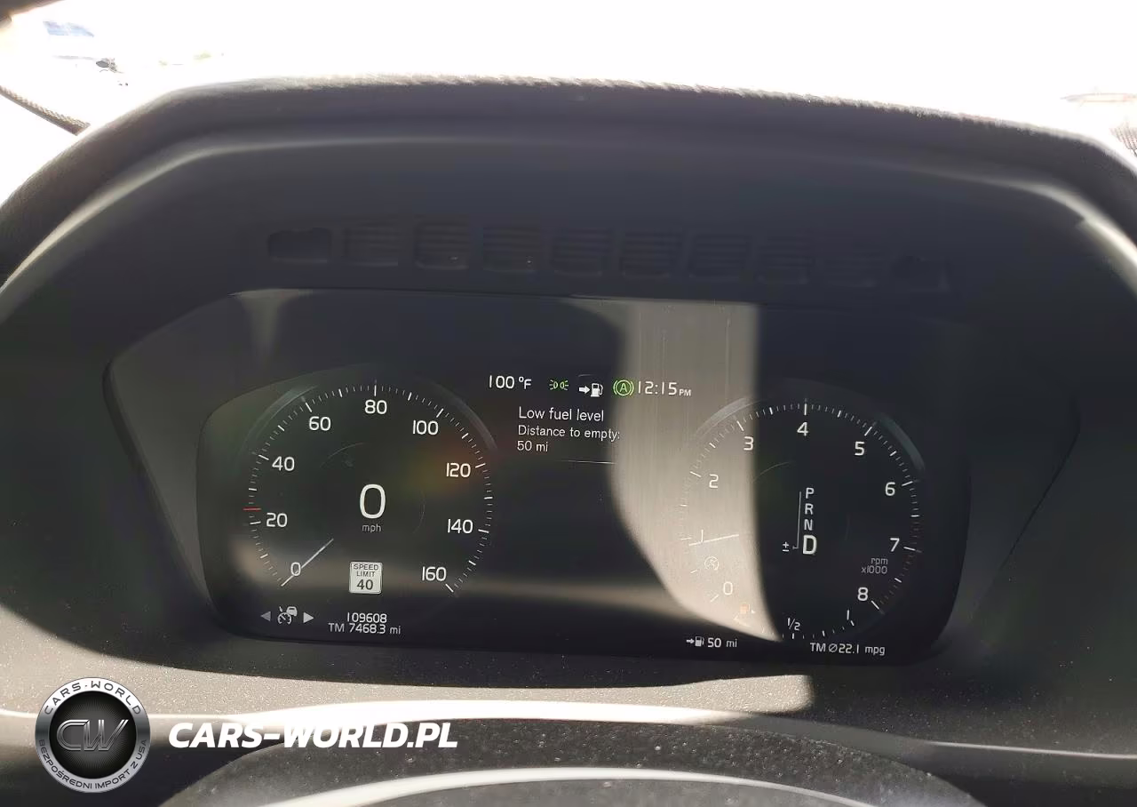 2021 Volvo Xc90 T5 Momentum VIN:YV4102CK2M1702413 - 9