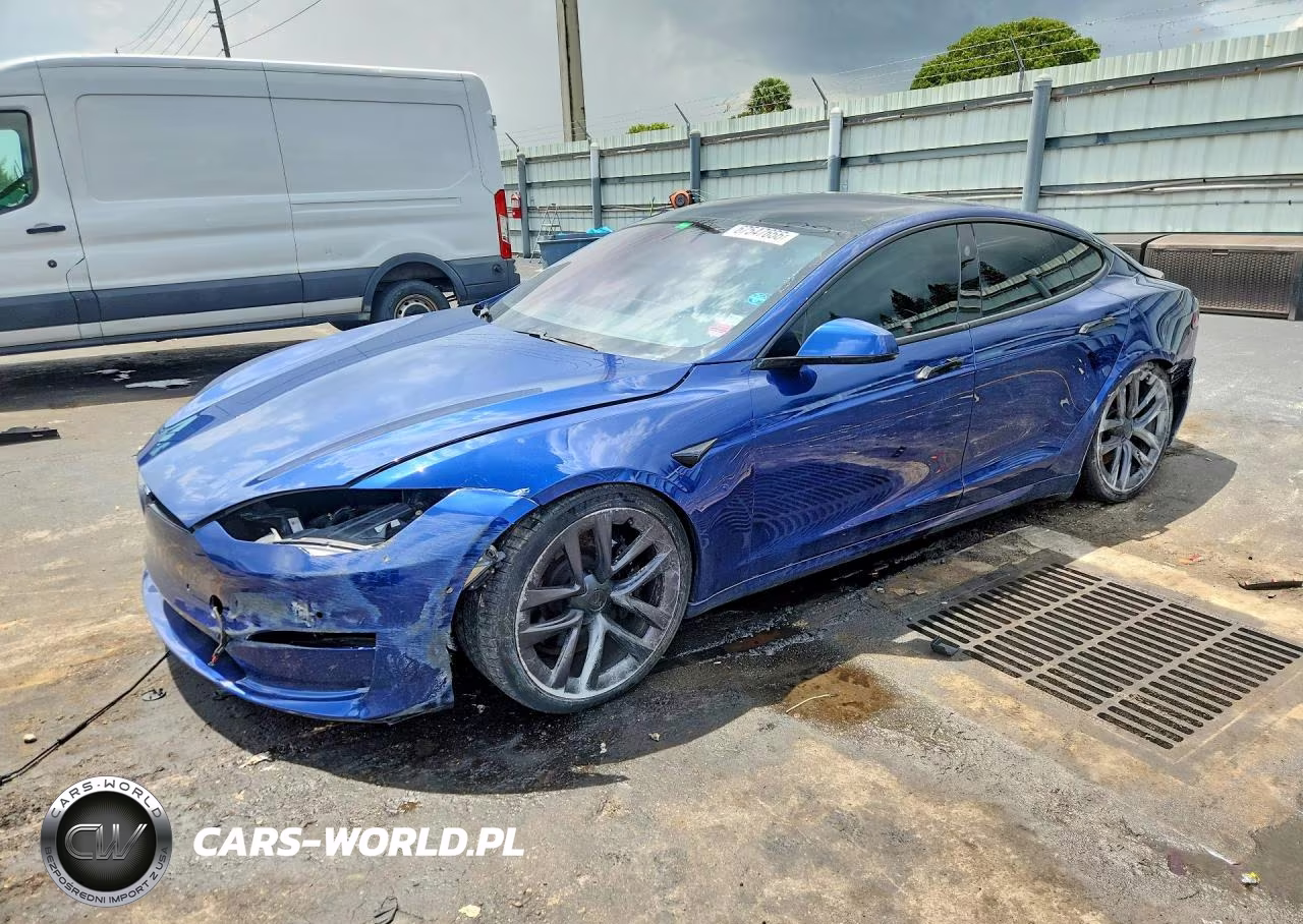 2021 Tesla Model S – zdjęcie 1 z 12